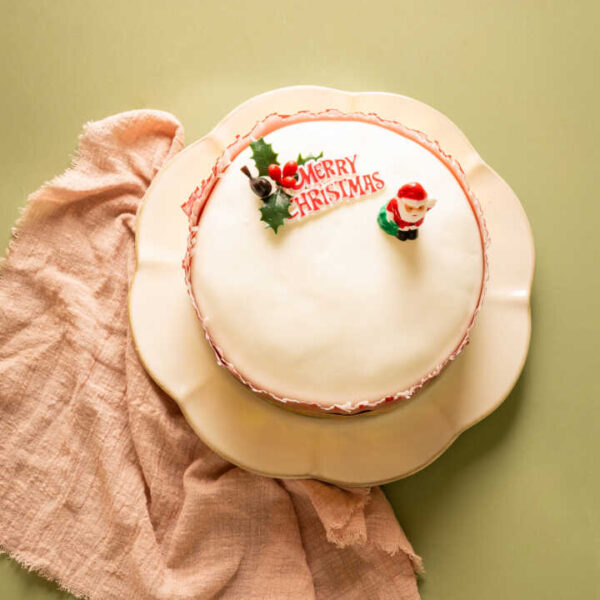 CHRISTMAS CAKE 7"