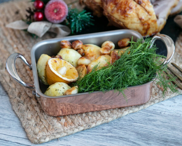 ROAST POTATOES, THYME AND GARLIC