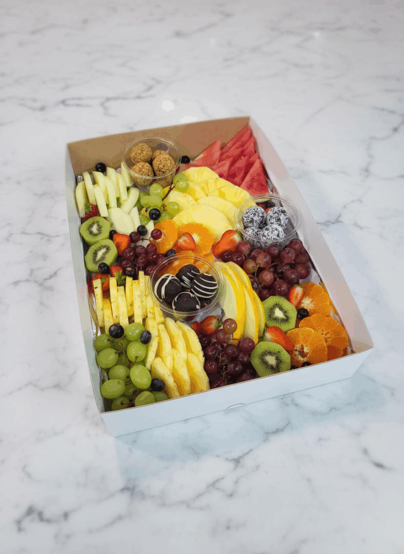 FRESH FRUIT AND ENERGY BALL BOX - GLUTEN FREE, VEGAN FRIENDLY