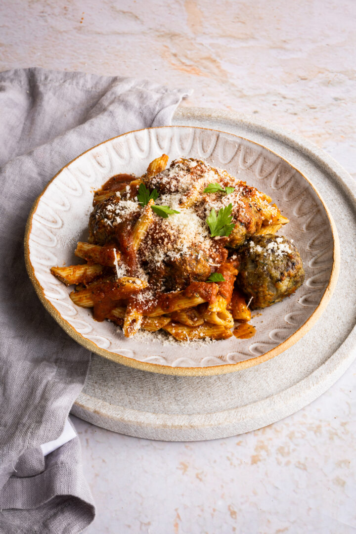 ITALIAN MEATBALLS WITH PENNE PASTA