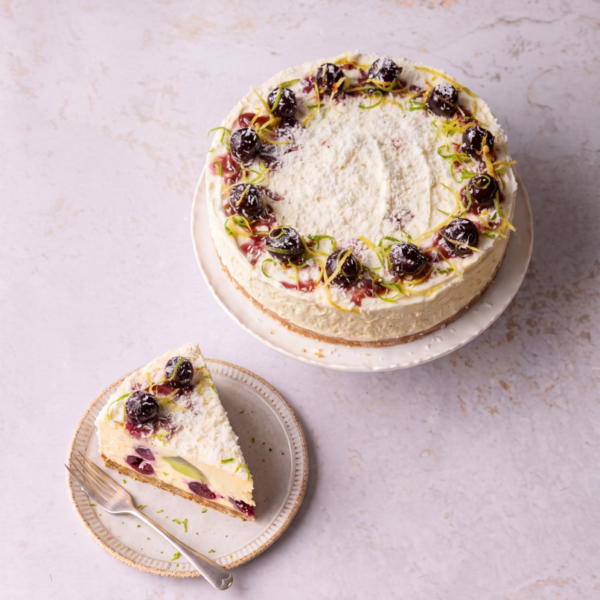 Christmas Snowball Cheesecake
