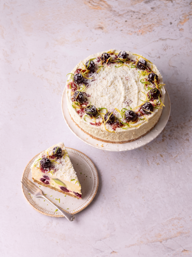 Christmas Snowball Cheesecake